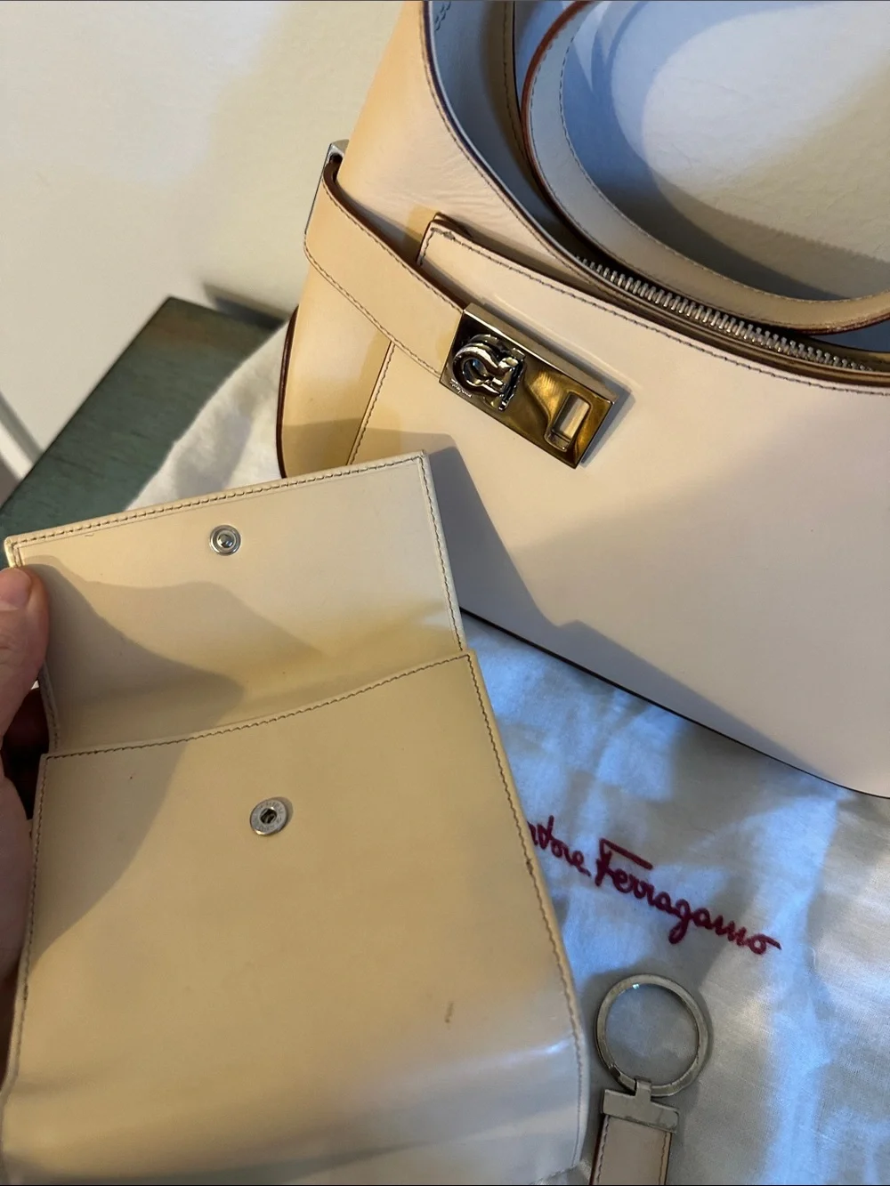 Vintage Salvatore Ferragamo Beige Leather Bag with wallet and keychain holder